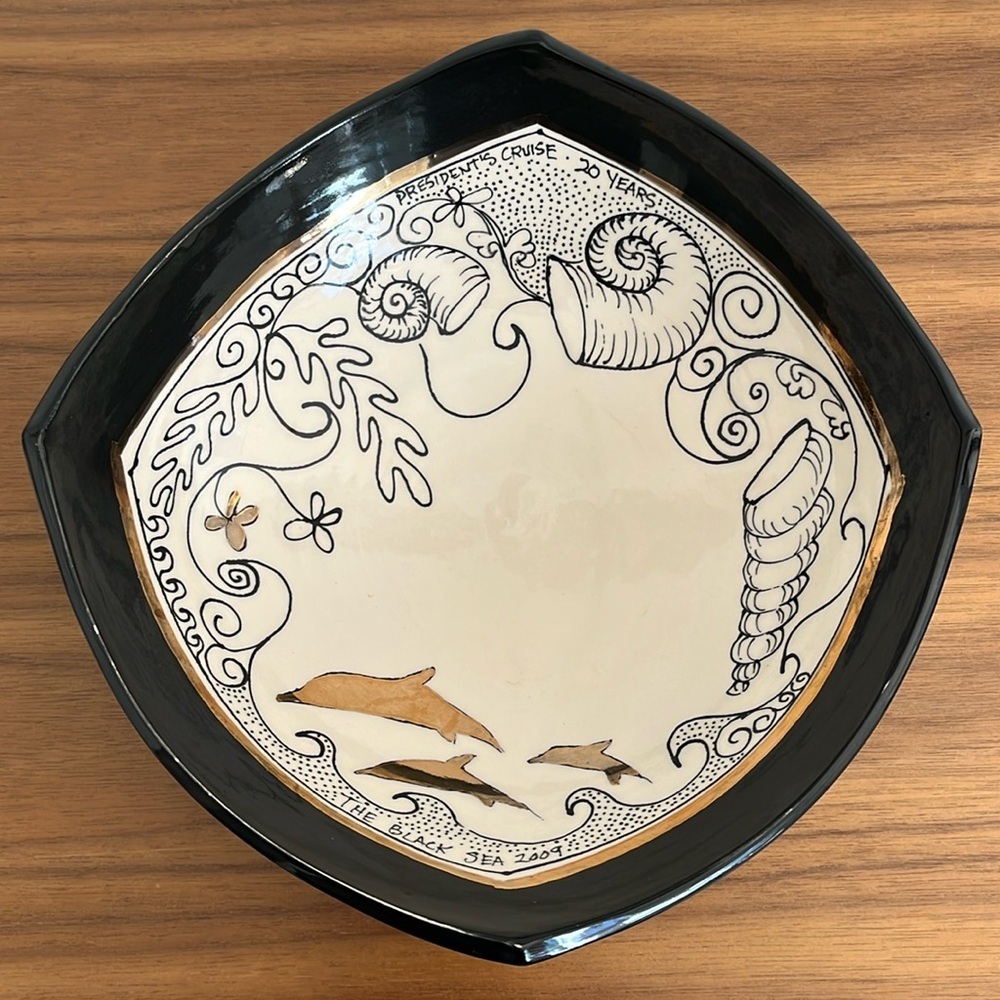 ARTABLES Now and Zen Decorative Hankie Bowl Dolphins Shells Sea Made Canada